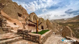 هتل صخره ای لاله کندوان-روستای کندوان-تبریز- استان آذربایجان شرقی